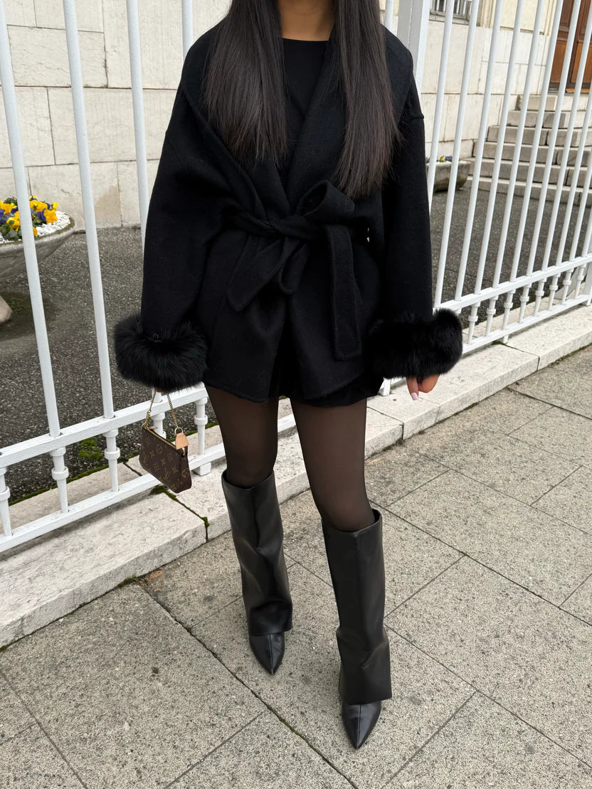 Mantel Damen mit Gürtel und eleganten Ärmeln - J&B - 9 - Jasminaboutique.com