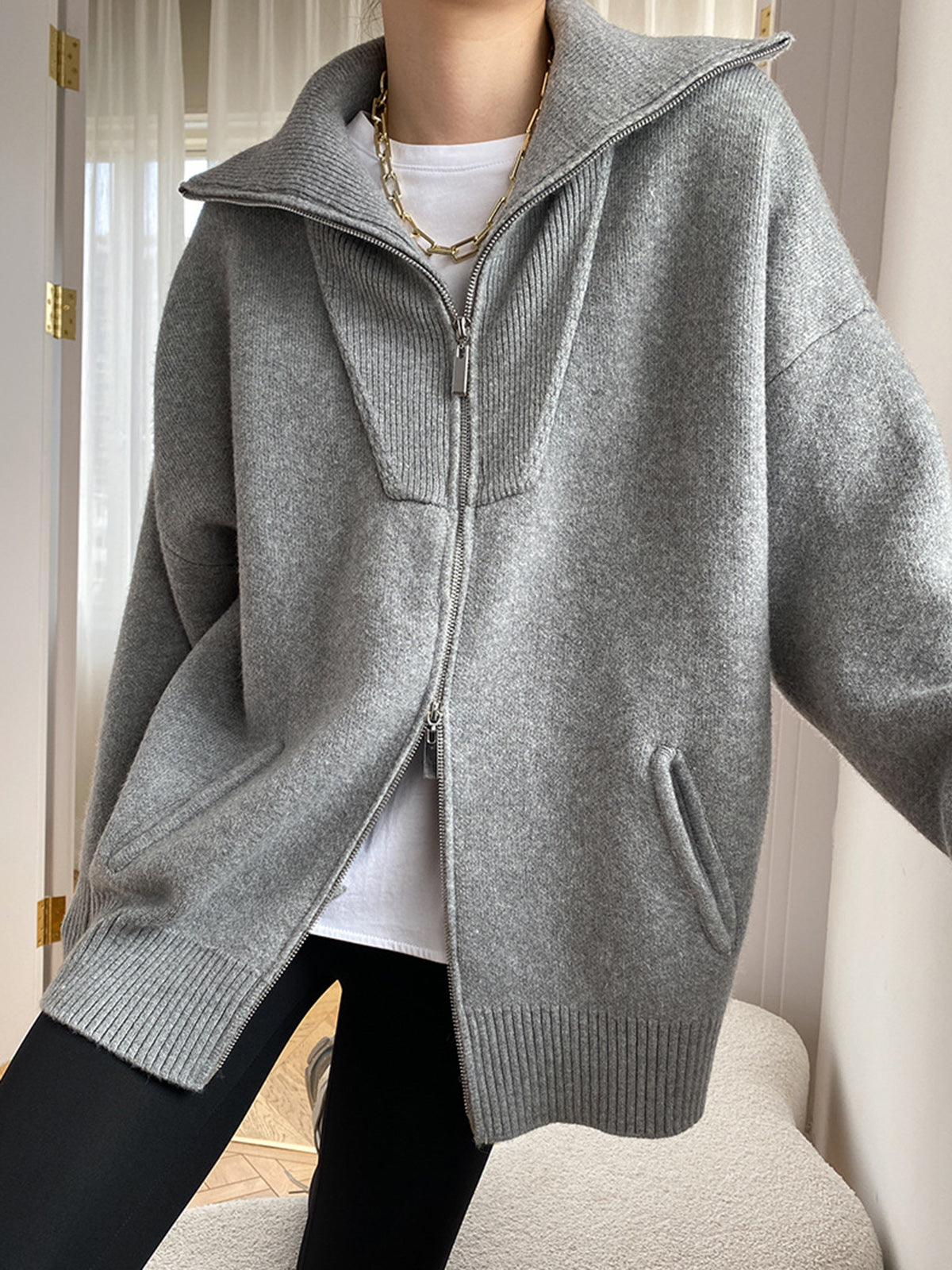 Cardigan Damen mit hohem Kragen und Reißverschluss - J&B - 4 - Jasminaboutique.com