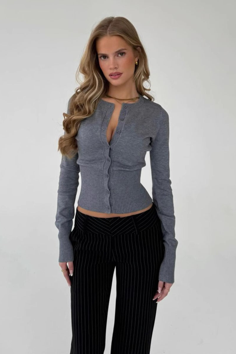 Cardigan Damen mit tailliertem Schnitt und Knopfverschluss - J&B - 1 - Jasminaboutique.com