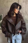 Bikerjacke Damen mit asymmetrischem Schnitt und abnehmbarem Gürtel - J&B - 1 - Jasminaboutique.com