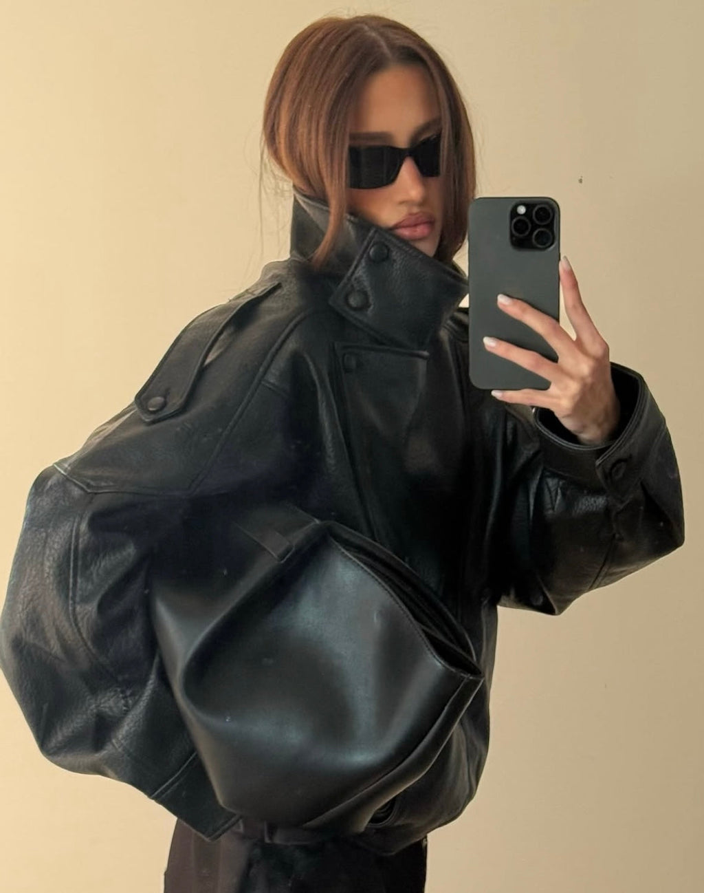 Jacke Damen - Oversized Schnitt mit hohem Kragen und Reißverschluss - J&B - 5 - Jasminaboutique.com
