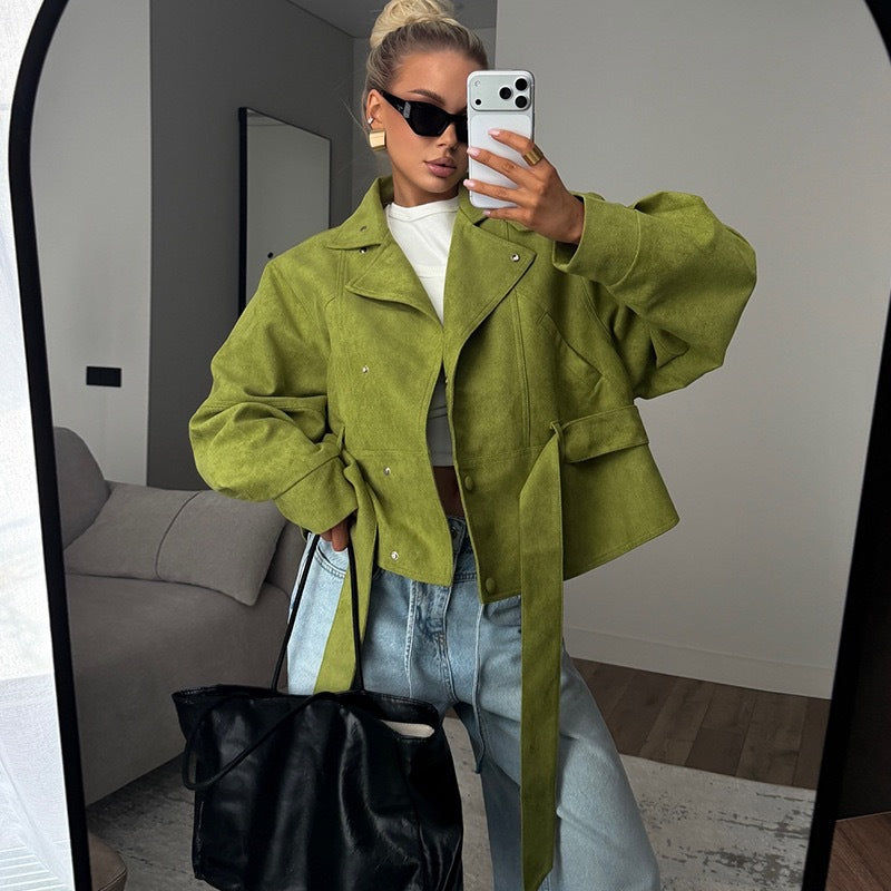 Jacke Damen mit hohem Kragen und Taillengürtel - J&B - 2 - Jasminaboutique.com