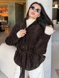 Jacke Damen mit Gürtel – Lässiger Schnitt und elegante Details - J&B - 1 - Jasminaboutique.com