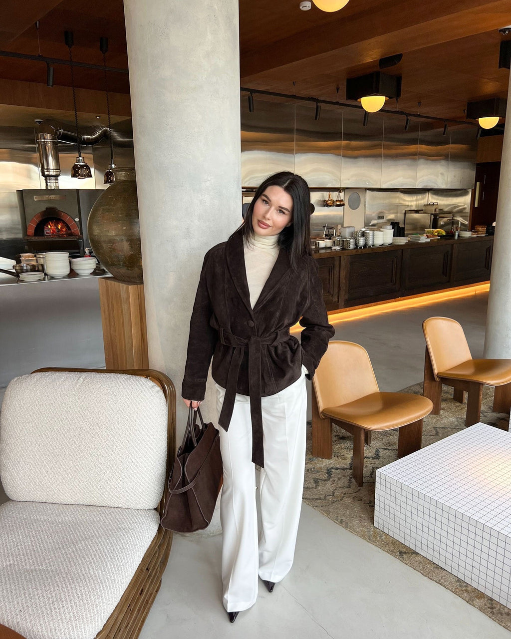 Jacke Damen mit Gürtel – Lässiger Schnitt und elegante Details - J&B - 5 - Jasminaboutique.com