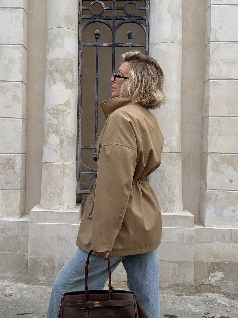 Jacke Damen mit hohem Kragen und Taillenzug - J&B - 2 - Jasminaboutique.com