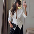 Blazer Damen mit tailliertem Schnitt und tiefem V-Ausschnitt - J&B - 1 - Jasminaboutique.com