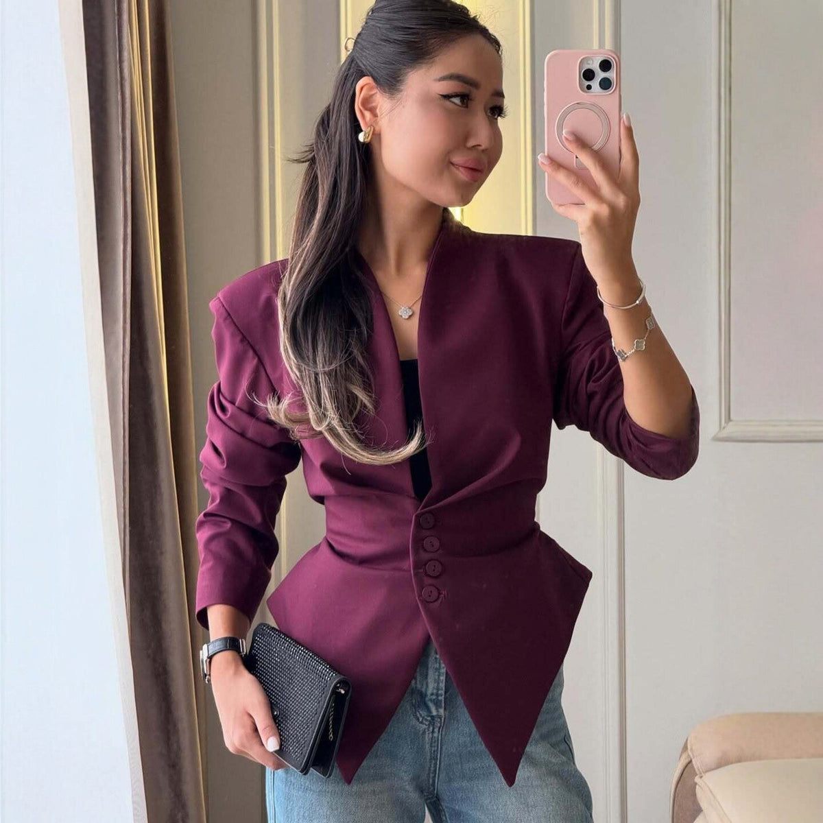 Blazer Damen mit tailliertem Schnitt und tiefem V-Ausschnitt - J&B - 4 - Jasminaboutique.com