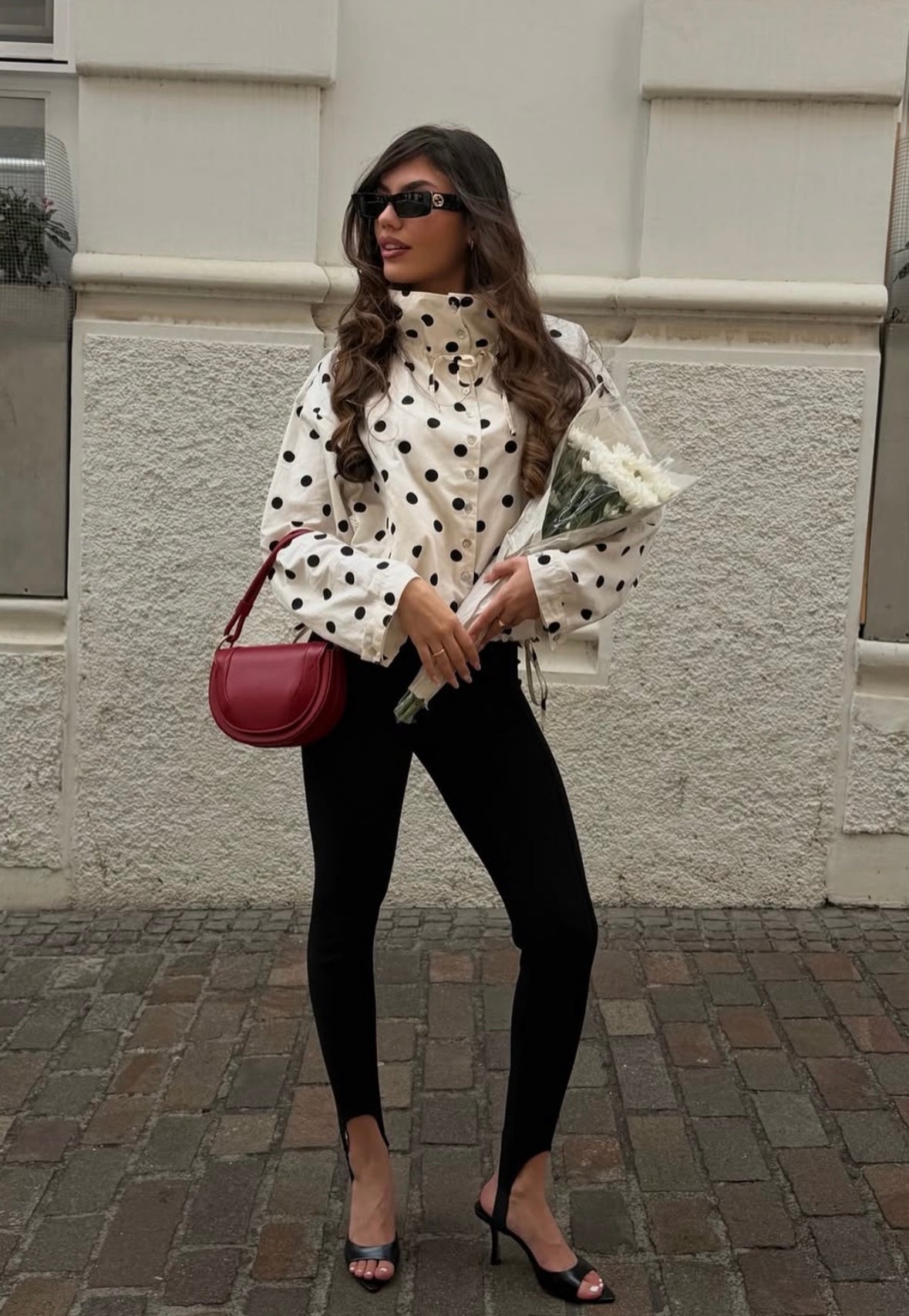 Bluse Damen mit hohem Kragen und Puffärmeln - J&B - 7 - Jasminaboutique.com