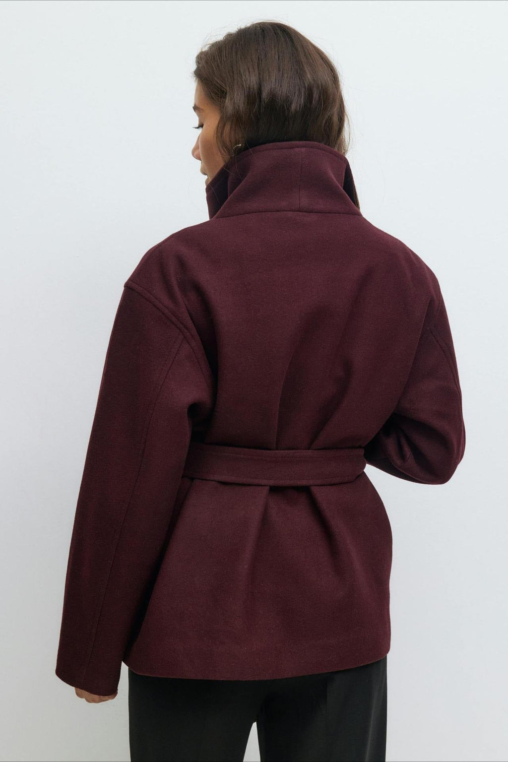 Jacke Damen mit hohem Kragen und Gürtel - J&B - 5 - Jasminaboutique.com