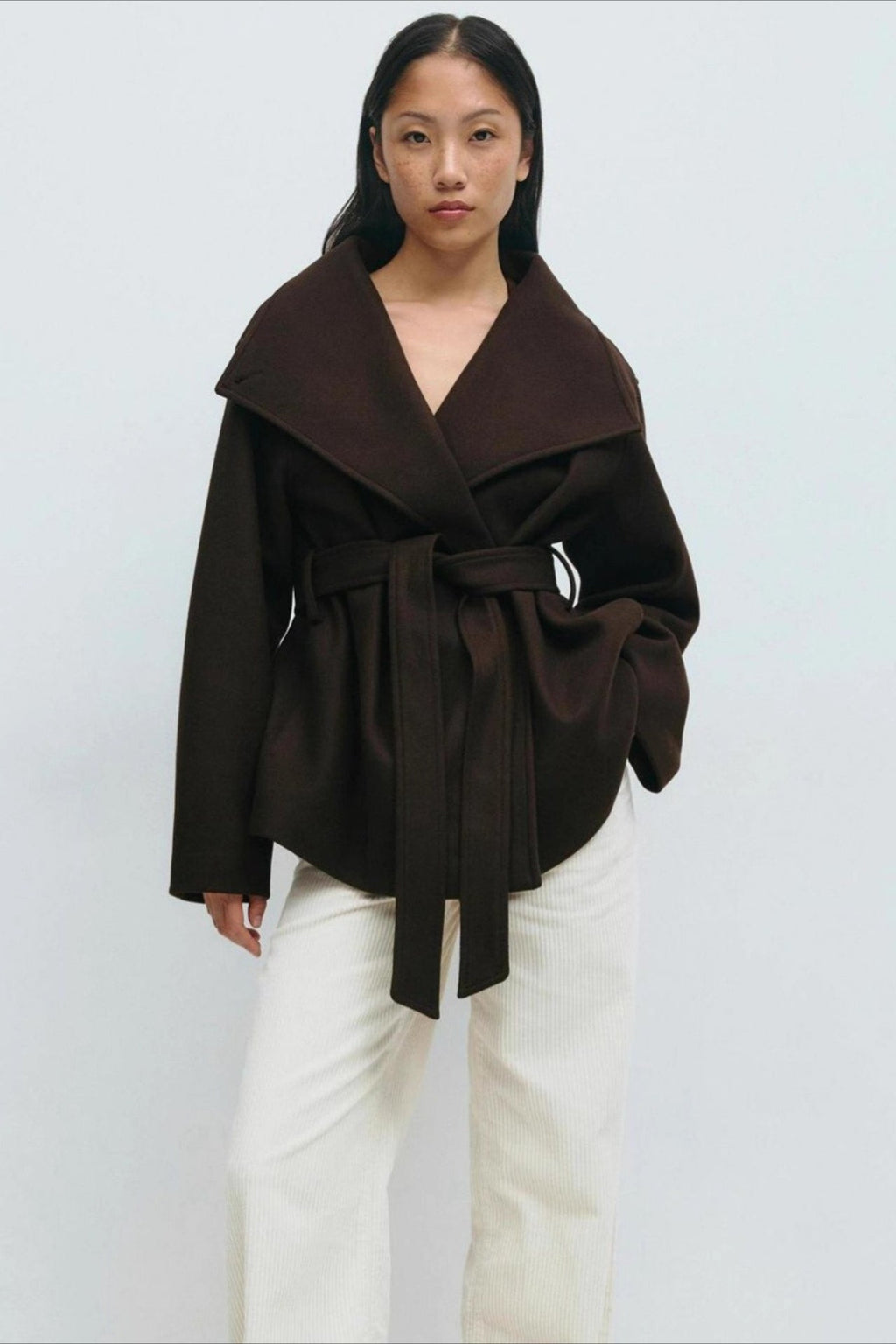 Jacke Damen mit hohem Kragen und Gürtel - J&B - 6 - Jasminaboutique.com