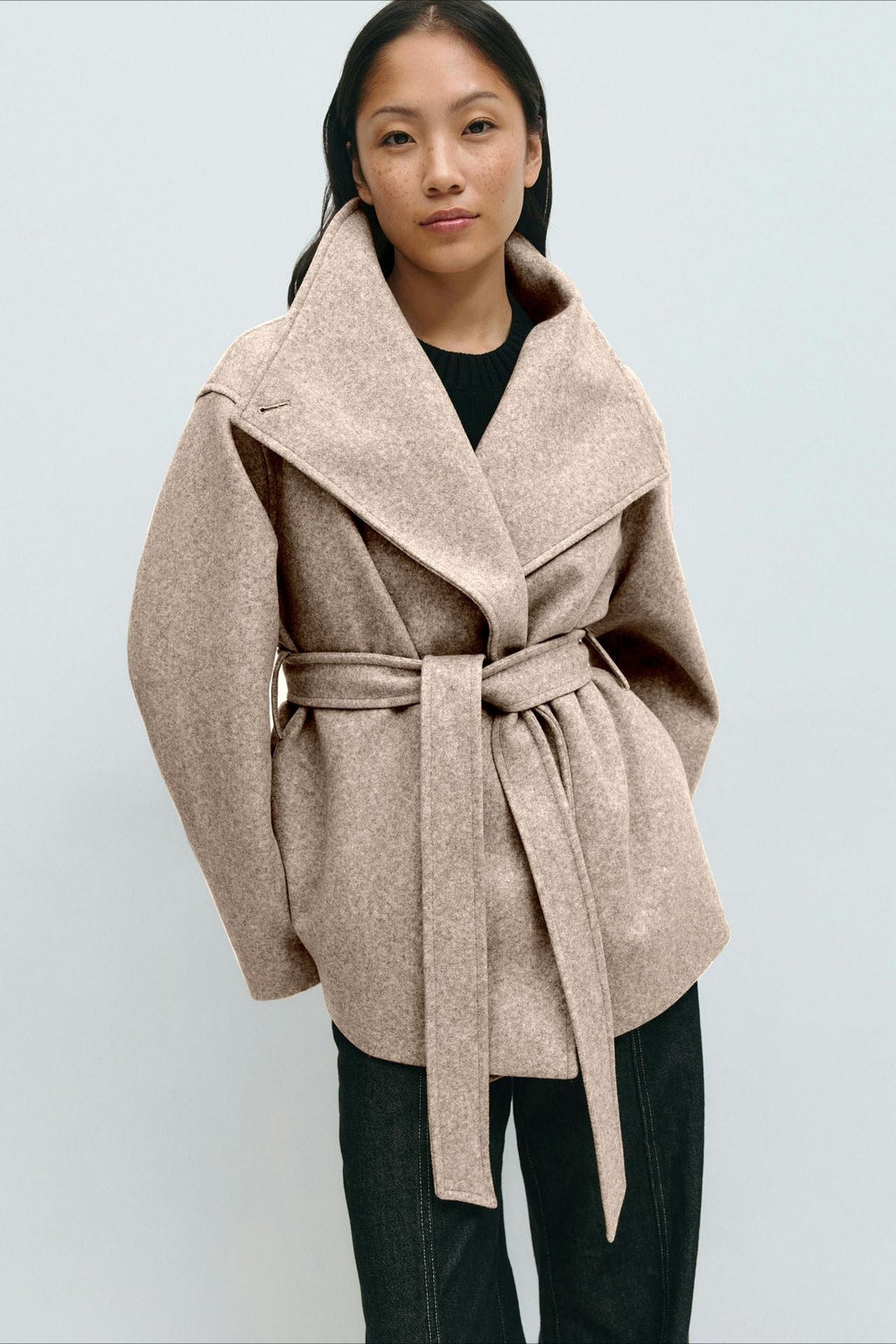 Jacke Damen mit hohem Kragen und Gürtel - J&B - 13 - Jasminaboutique.com