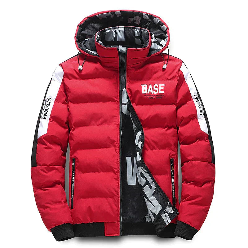 Wärmende Winterjacke Herren mit Kapuze und stylischen Details - J&B - 4 - Jasminaboutique.com