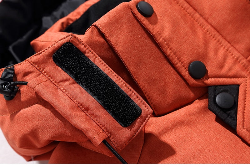 Herren Winterjacke mit abnehmbarer Kapuze und funktionalen Taschen - J&B - 12 - Jasminaboutique.com