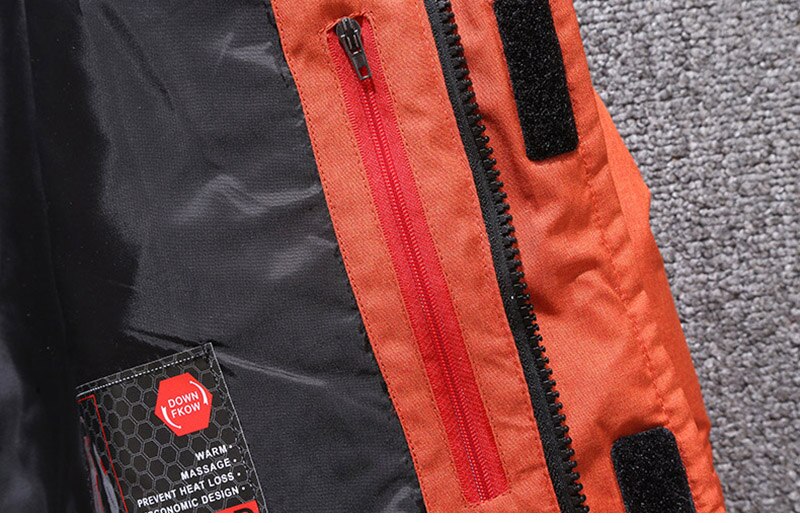 Herren Winterjacke mit abnehmbarer Kapuze und funktionalen Taschen - J&B - 18 - Jasminaboutique.com