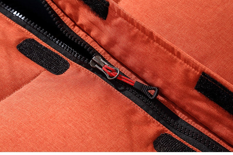 Herren Winterjacke mit abnehmbarer Kapuze und funktionalen Taschen - J&B - 23 - Jasminaboutique.com