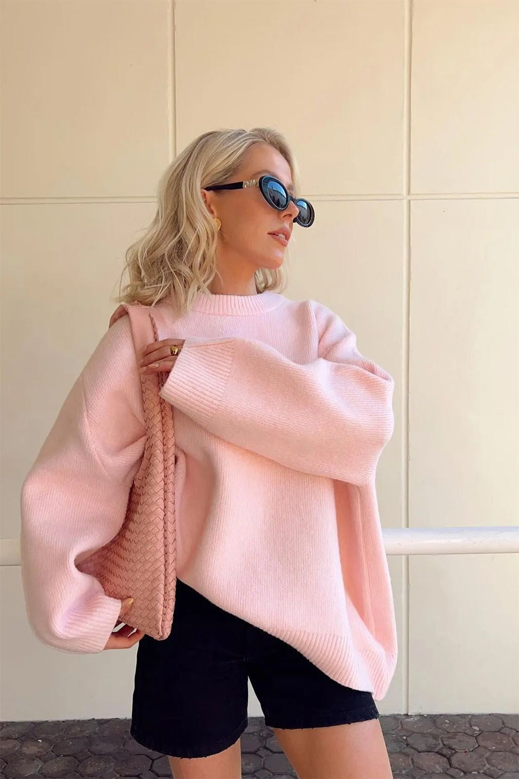 Pullover Damen mit oversized Schnitt und langen Ärmeln - J&B - 1 - Jasminaboutique.com