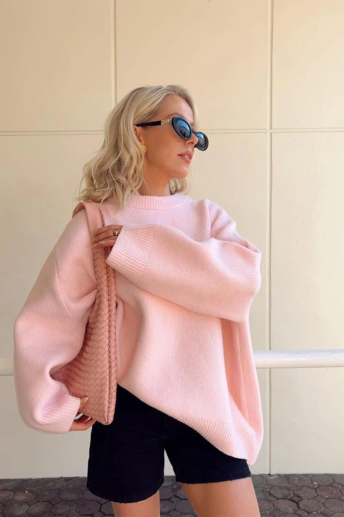 Pullover Damen mit oversized Schnitt und langen Ärmeln - J&B - 1 - Jasminaboutique.com