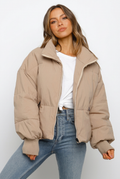 Damen Jacke mit Stehkragen und lässiger Passform - J&B - 1 - Jasminaboutique.com