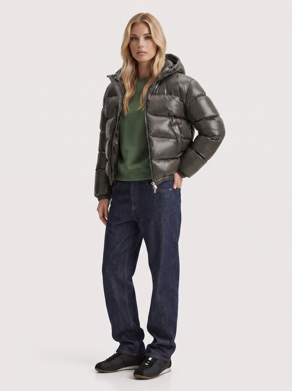Jacke Damen mit Kapuze und gepolstertem Schnitt - J&B - 3 - Jasminaboutique.com