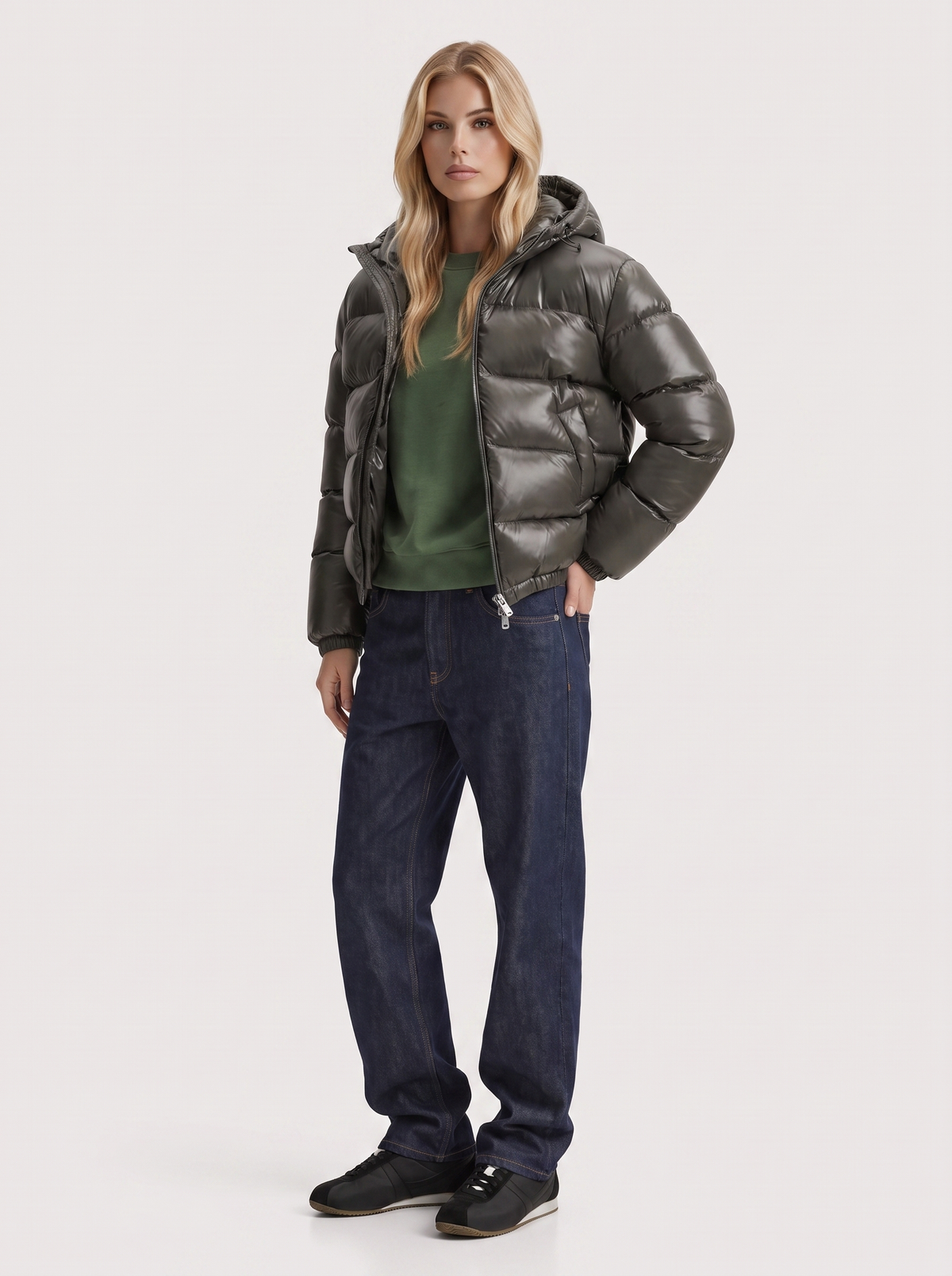 Jacke Damen mit Kapuze und gepolstertem Schnitt - J&B - 3 - Jasminaboutique.com