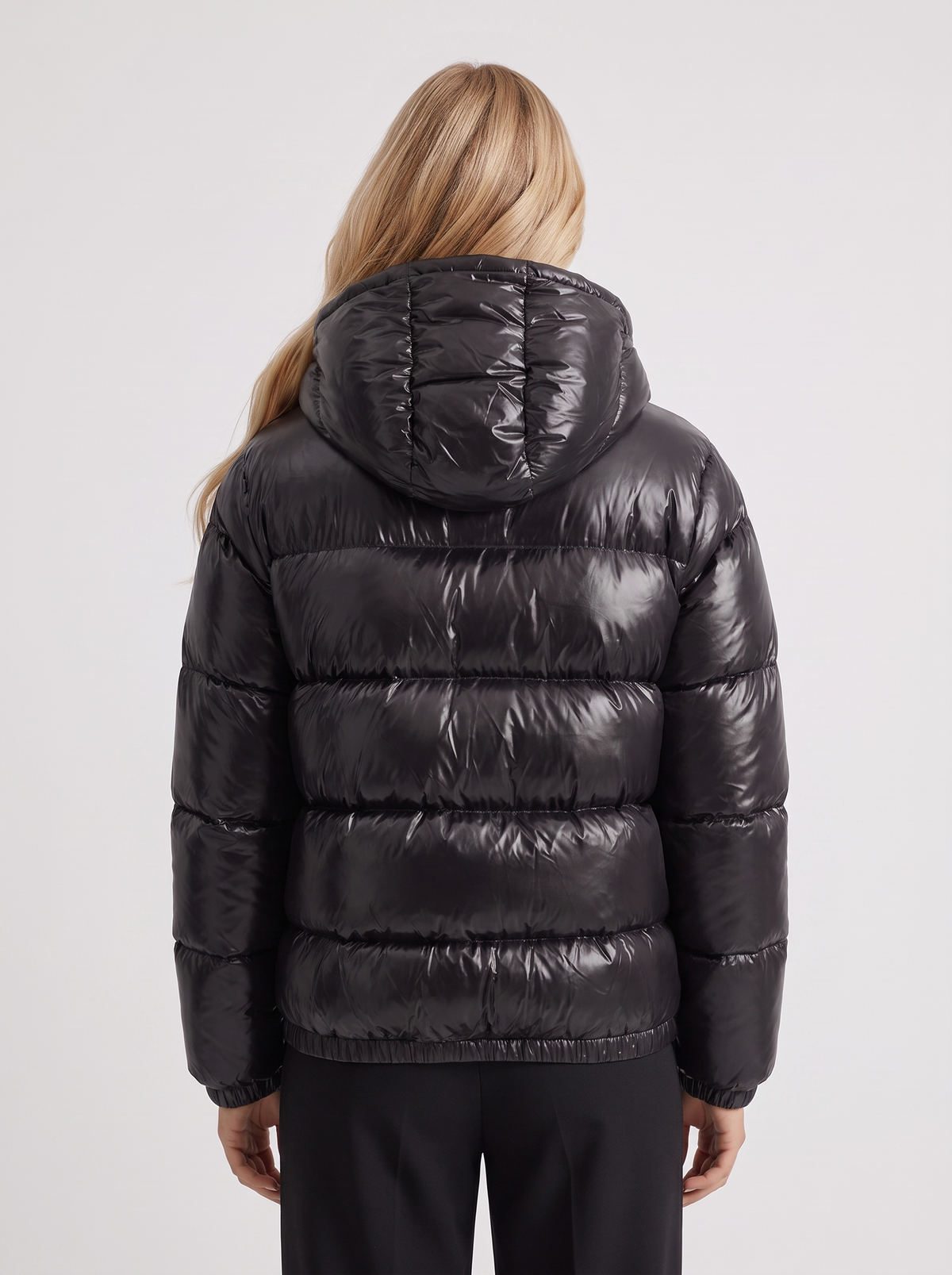 Jacke Damen mit Kapuze und gepolstertem Schnitt - J&B - 11 - Jasminaboutique.com