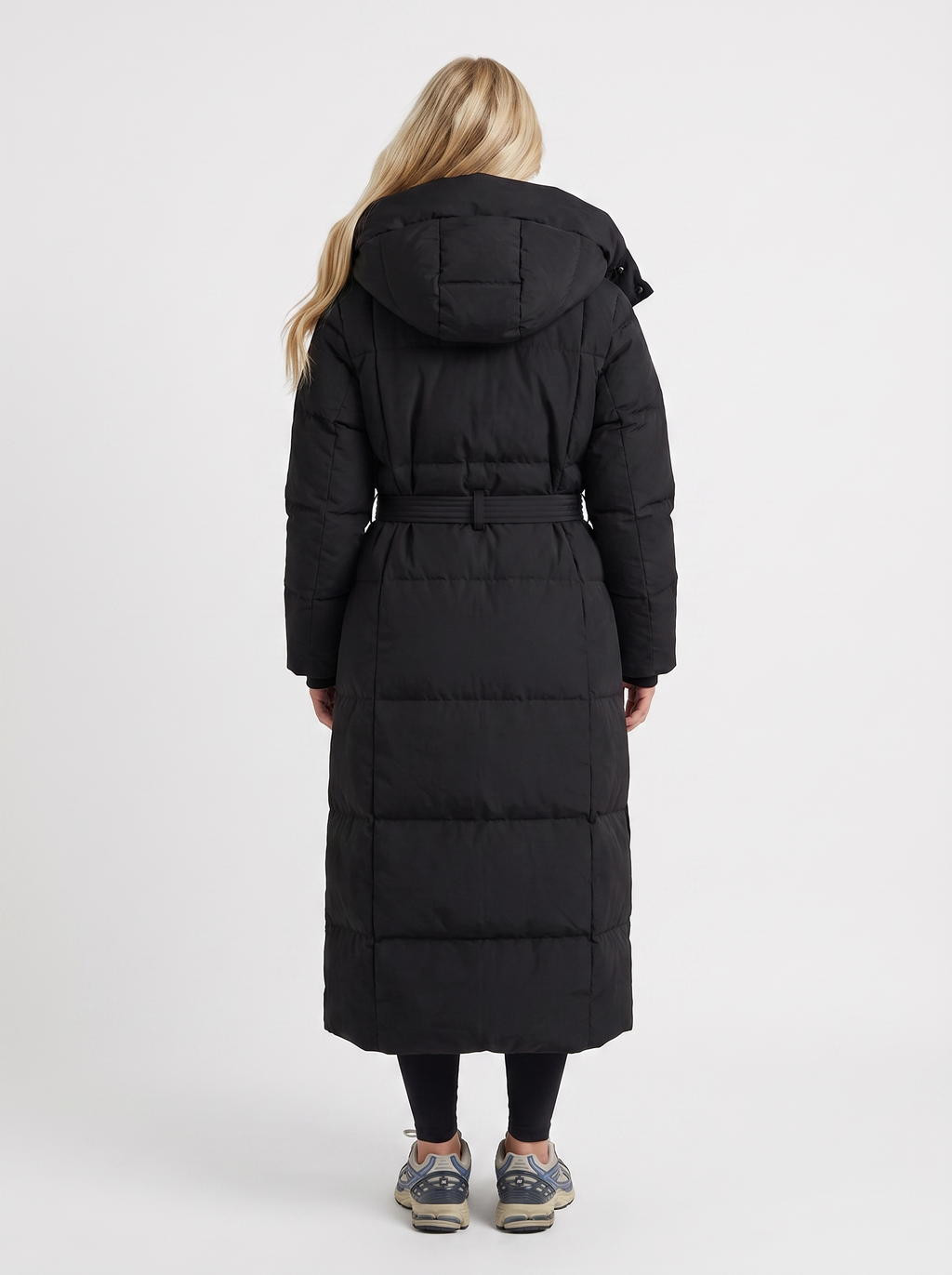 Wintermantel Damen mit Kapuze und langer Silhouette - J&B - 5 - Jasminaboutique.com