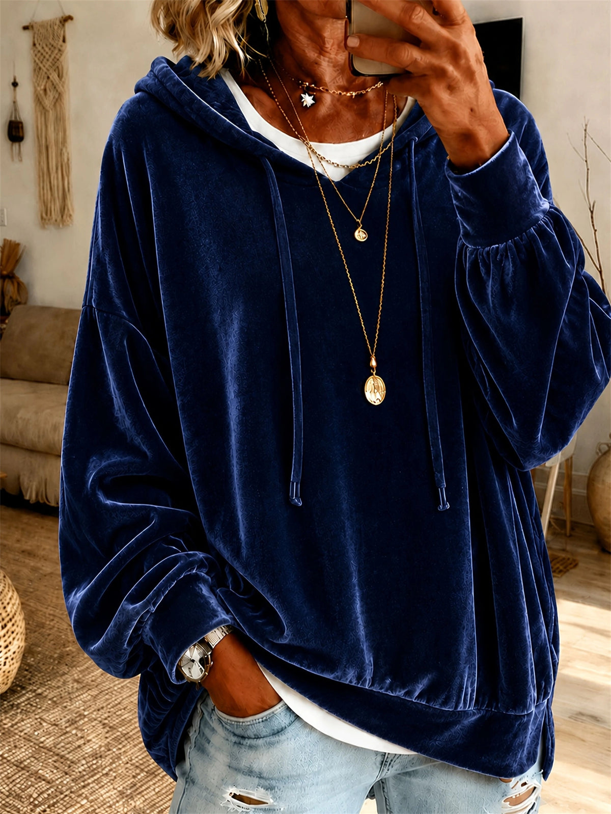 Hoodie Damen mit lockerer Passform und Kängurutasche - J&B - 5 - Jasminaboutique.com