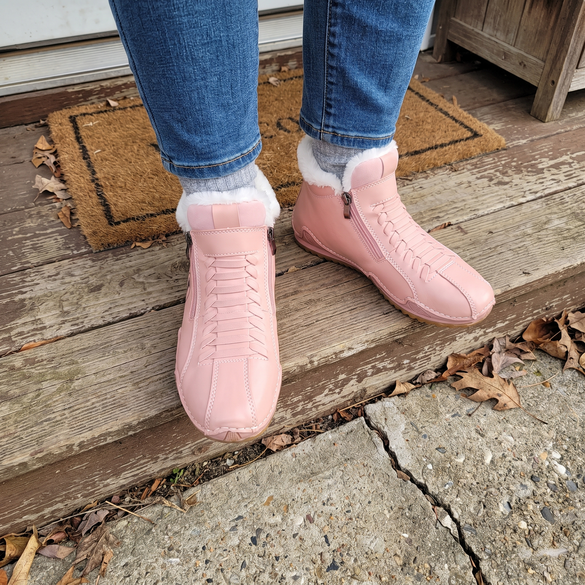 Boots Damen mit seitlichem Reißverschluss und flauschigem Futter - J&B - 2 - Jasminaboutique.com