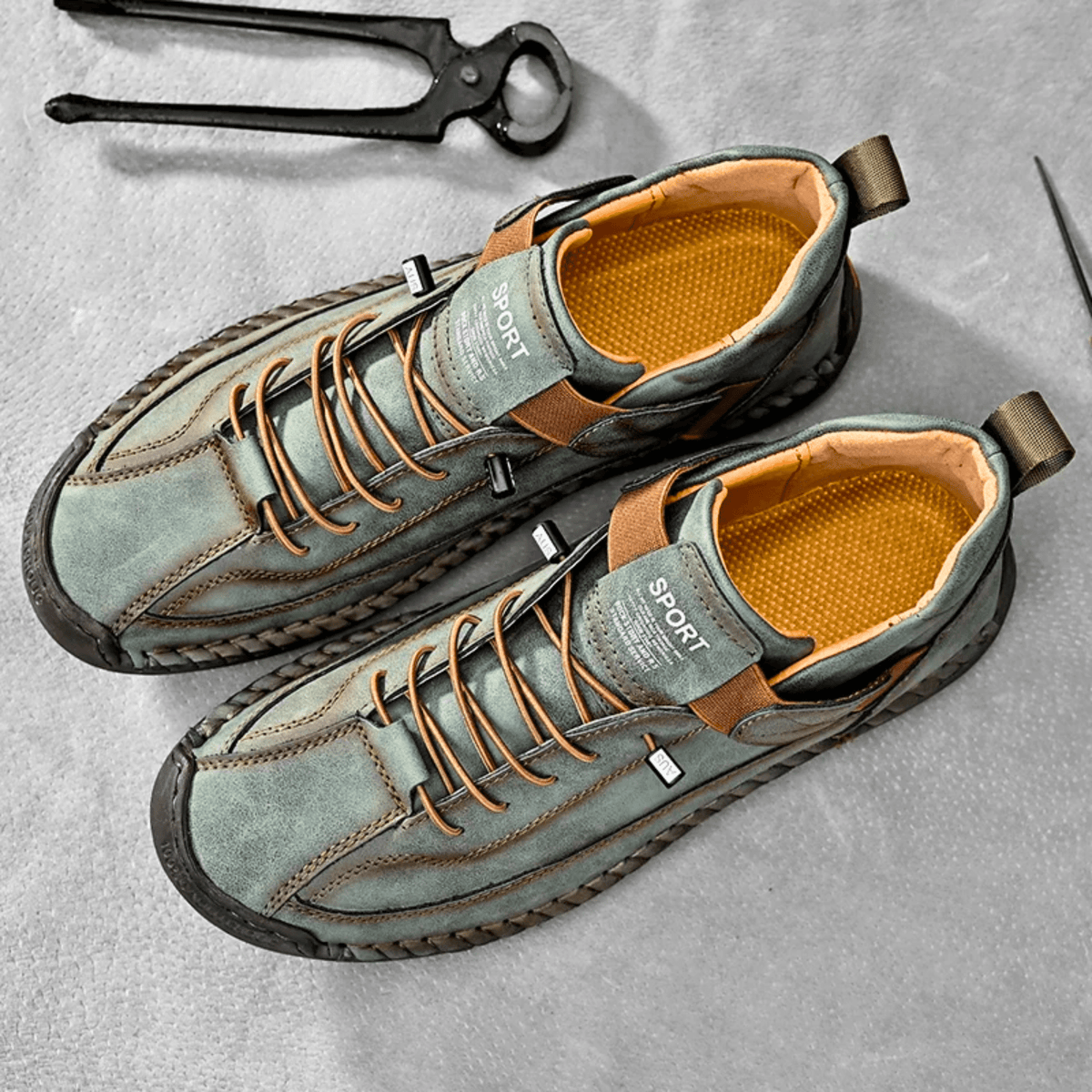 Sneaker Herren mit sportlichem Schnitt und praktischem Klettverschluss - J&B - 7 - Jasminaboutique.com