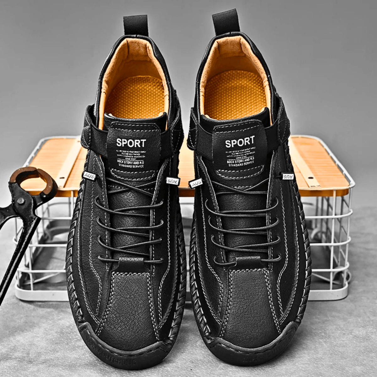 Sneaker Herren mit sportlichem Schnitt und praktischem Klettverschluss - J&B - 12 - Jasminaboutique.com