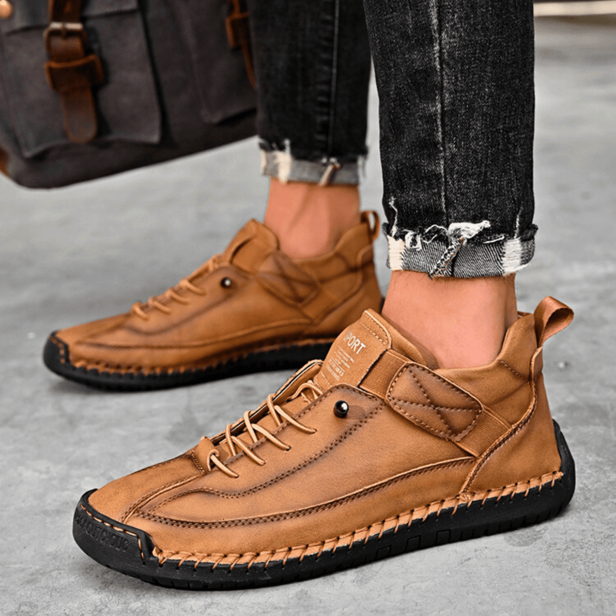Sneaker Herren mit sportlichem Schnitt und praktischem Klettverschluss - J&B - 19 - Jasminaboutique.com
