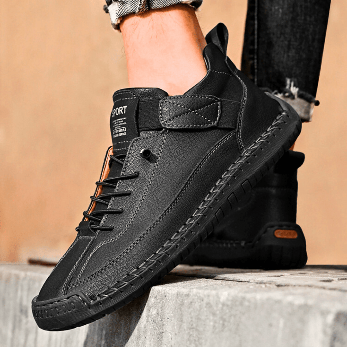 Sneaker Herren mit sportlichem Schnitt und praktischem Klettverschluss - J&B - 26 - Jasminaboutique.com