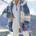 Faux Fur Coat Damen Oversized Schnitt mit Kapuze - J&B - 2 - Jasminaboutique.com