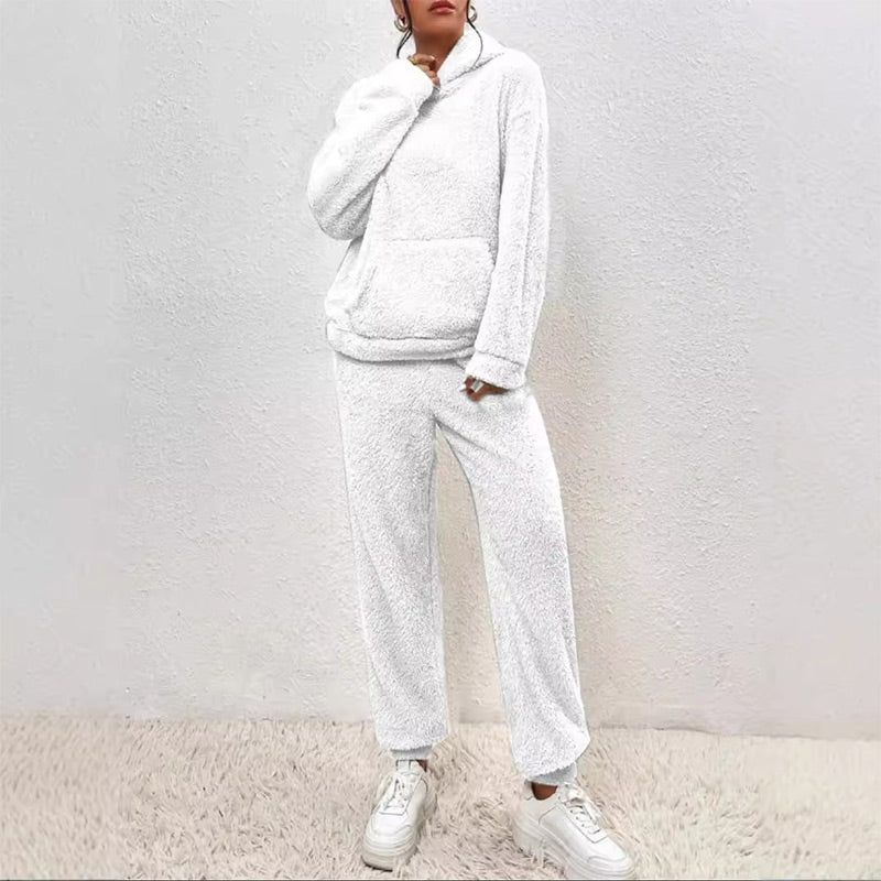 Zwei-Teiliges Set Damen mit Kapuze und praktischen Taschen - J&B - 3 - Jasminaboutique.com