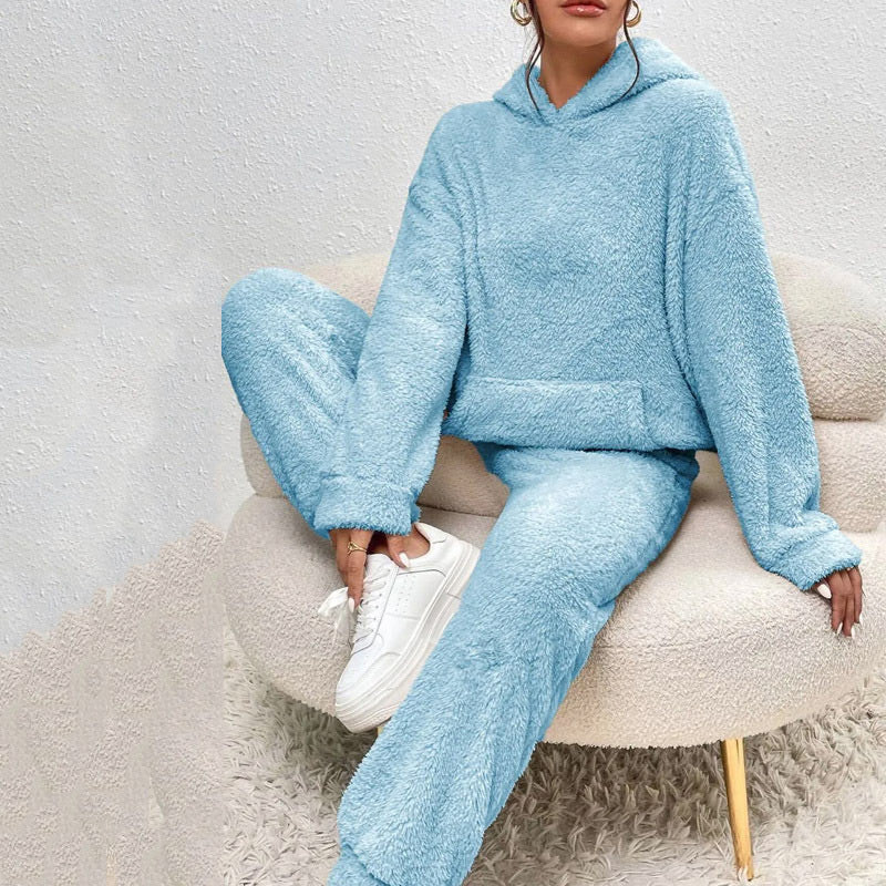 Zwei-Teiliges Set Damen mit Kapuze und praktischen Taschen - J&B - 8 - Jasminaboutique.com