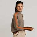 Pullover Damen mit Stehkragen und modernem Design - J&B - 1 - Jasminaboutique.com