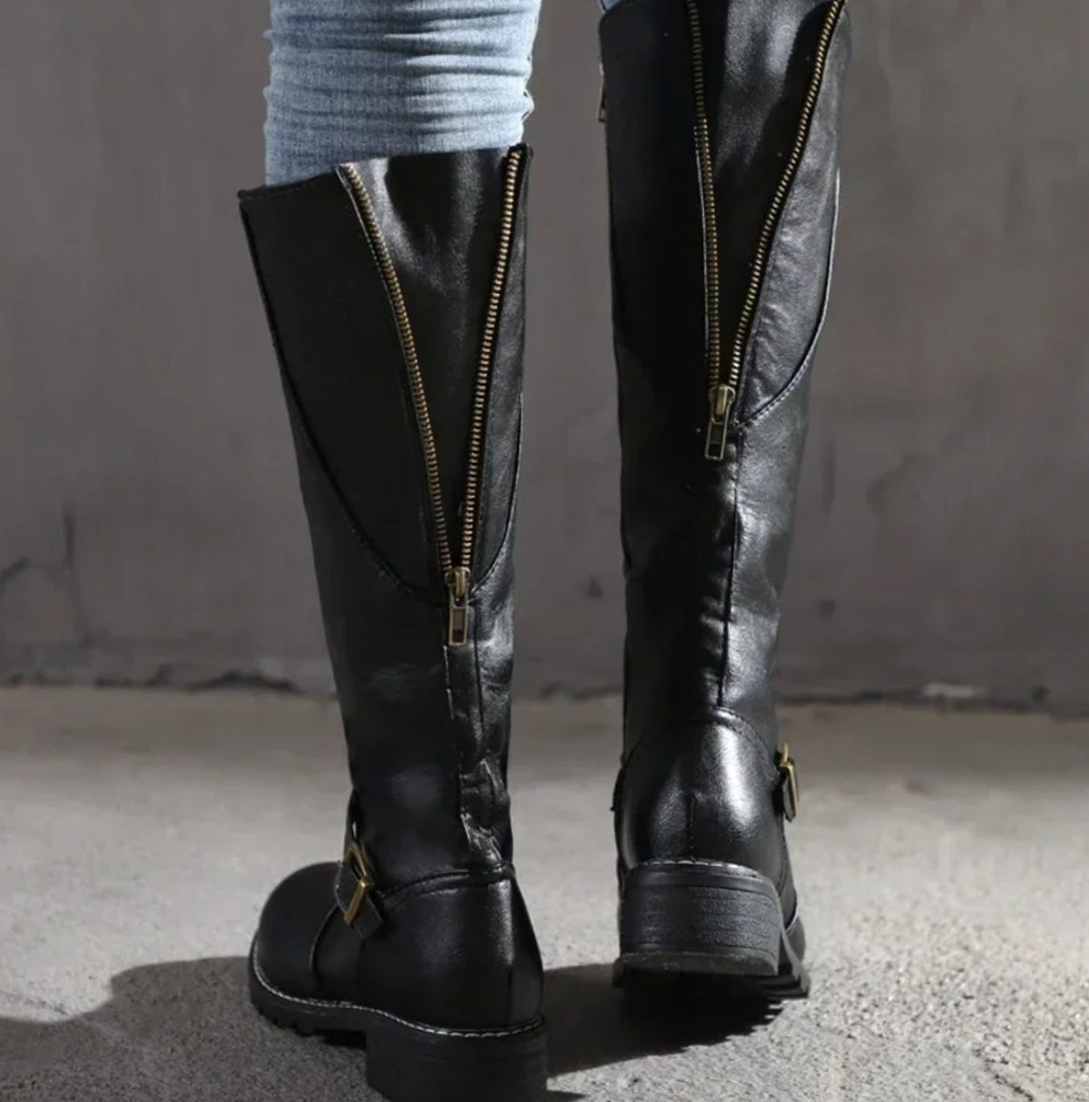Stiefel Damen mit Schnallen-Detail und Blockabsatz - J&B - 4 - Jasminaboutique.com