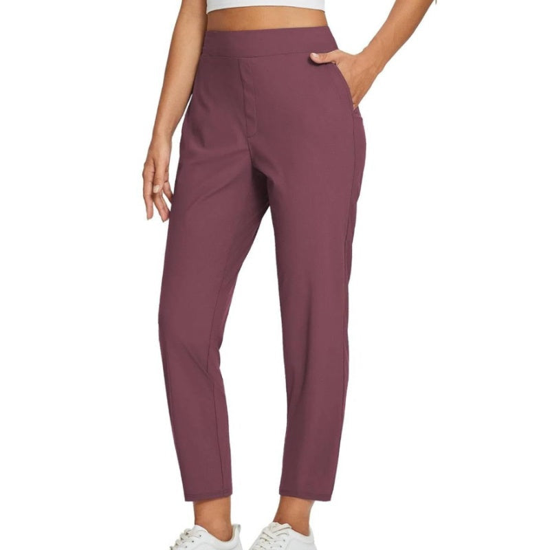 Damen Stretch-Freizeithose mit figurschmeichelndem Schnitt und Reißverschlusstaschen - J&B - 18 - Jasminaboutique.com