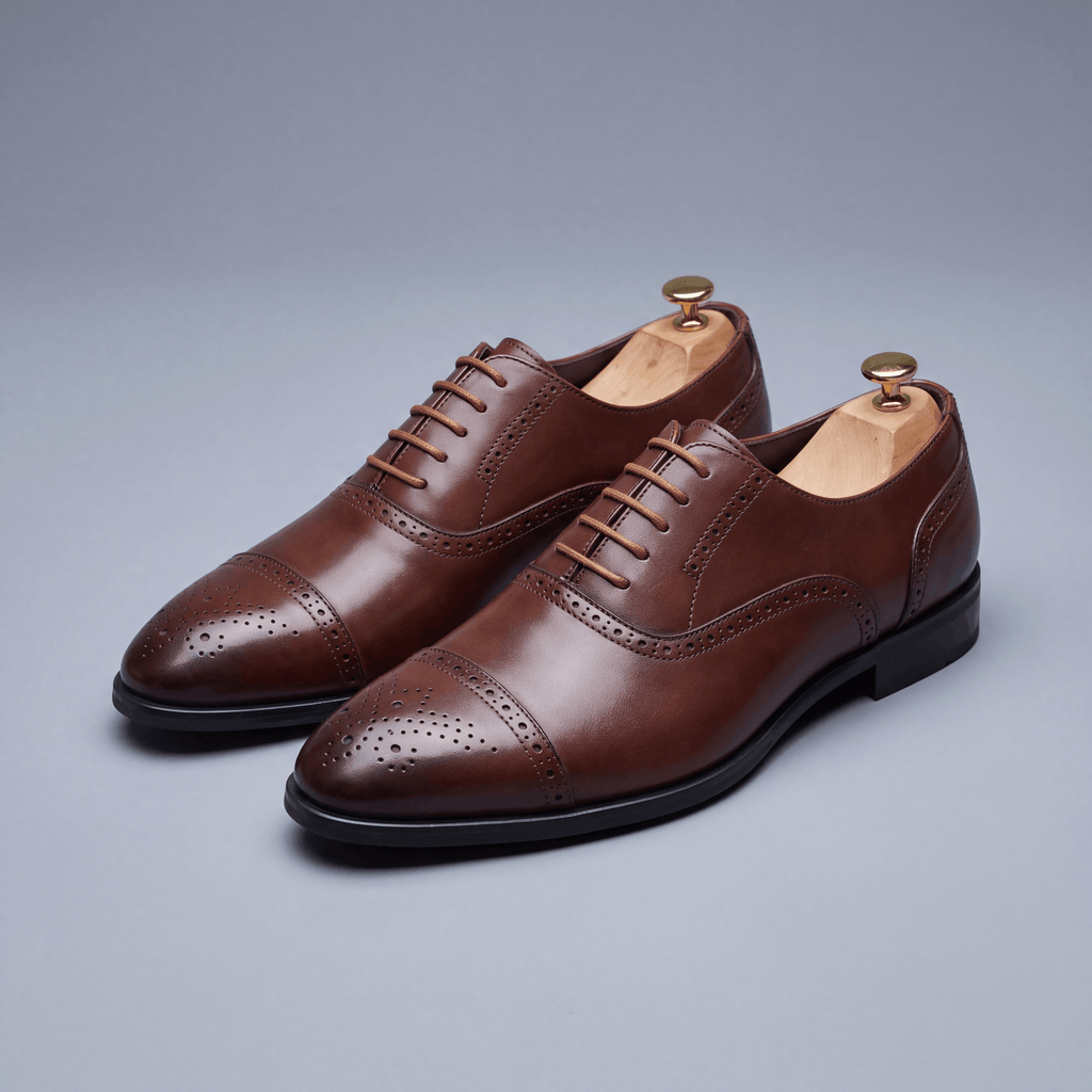 Oxford Schuhe Herren mit klassischem Schnitt und feinen Details - J&B - 1 - Jasminaboutique.com
