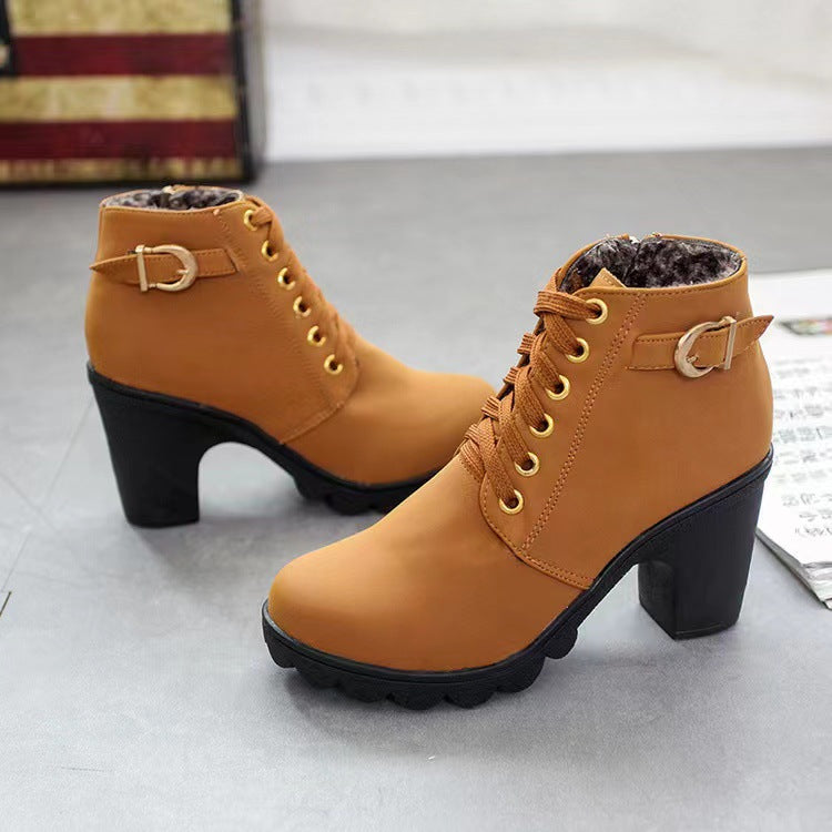 Damen Boots mit klobigem Absatz und Schnürung - J&B - 4 - Jasminaboutique.com