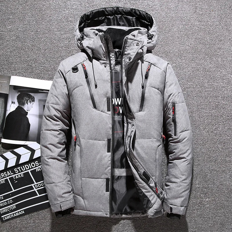 Winterjacke Herren mit tailliertem Schnitt und praktischen Taschen - J&B - 6 - Jasminaboutique.com