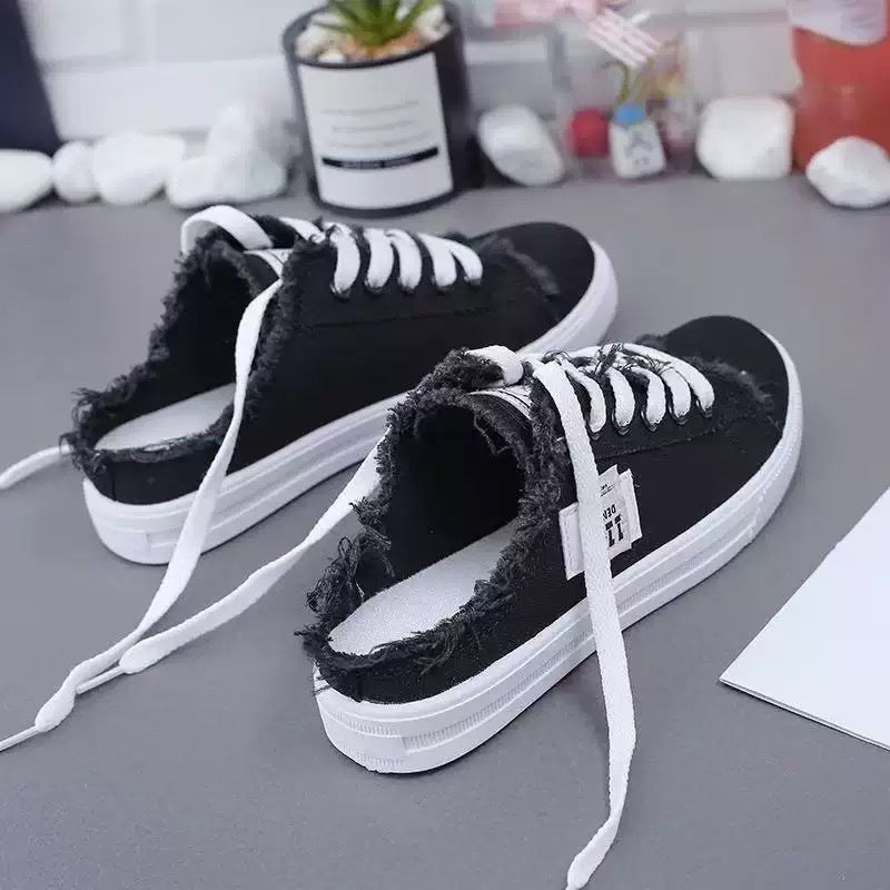 Sneaker Damen mit offener Ferse und fransigen Kanten - J&B - 5 - Jasminaboutique.com