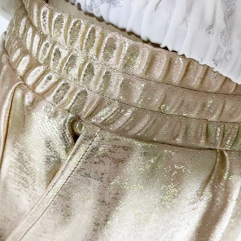 Outfit Damen mit V-Ausschnitt und glänzenden Pailletten - J&B - 5 - Jasminaboutique.com