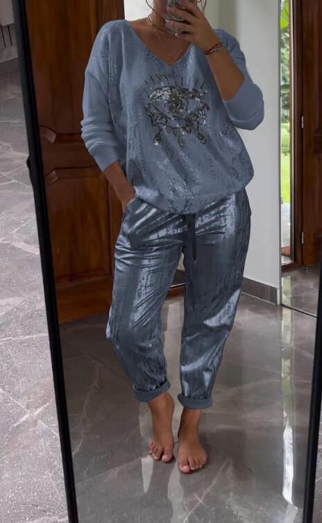 Outfit Damen mit V-Ausschnitt und glänzenden Pailletten - J&B - 16 - Jasminaboutique.com