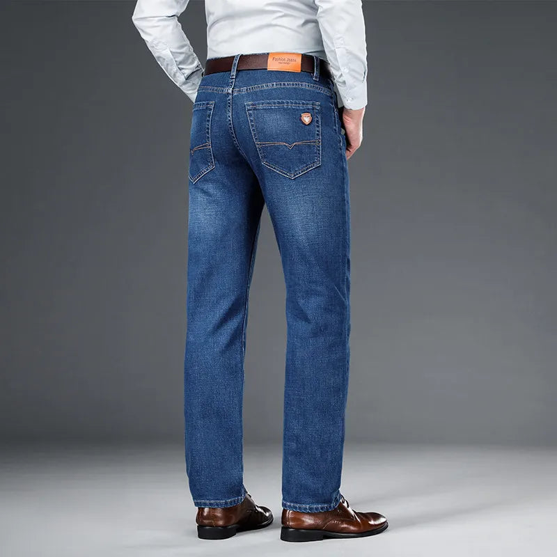 Jeans Herren mit klassischem Schnitt und bequemer Passform - J&B - 5 - Jasminaboutique.com