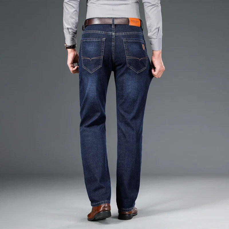 Jeans Herren mit klassischem Schnitt und bequemer Passform - J&B - 8 - Jasminaboutique.com