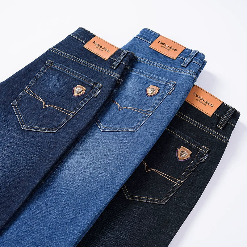 Jeans Herren mit klassischem Schnitt und bequemer Passform - J&B - 10 - Jasminaboutique.com