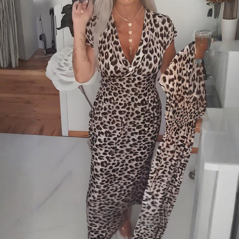 Maxikleid Damen mit tiefem V-Ausschnitt und fließendem Schnitt - J&B - 1 - Jasminaboutique.com