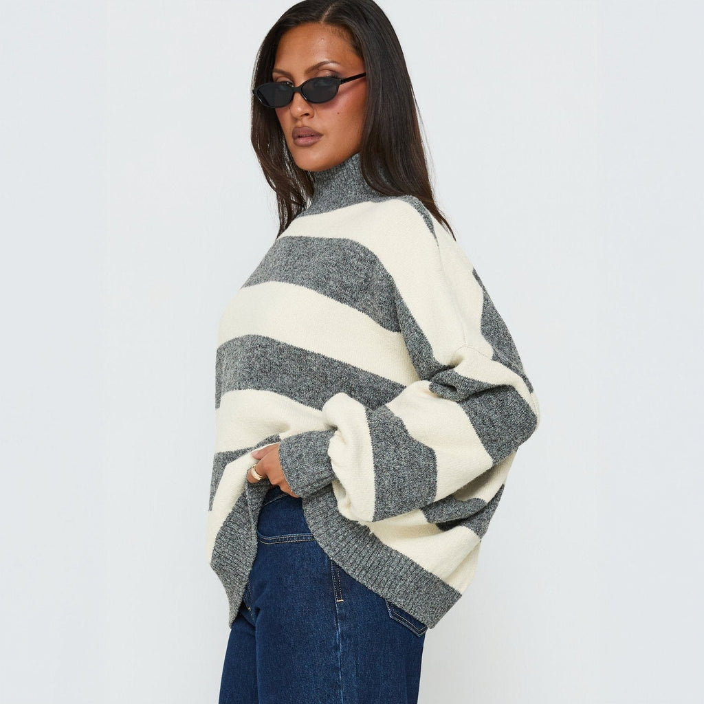 Damen Oversize-Pullover mit hohem Rollkragen und Streifen - J&B - 3 - Jasminaboutique.com