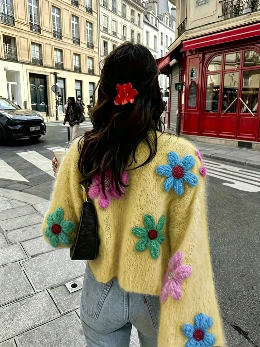 Damen Cardigan mit 3D-Blütenapplikationen - J&B - 9 - Jasminaboutique.com